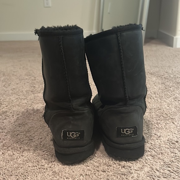 UGG Women's Classic Short Rosette 1006072 W-CHE F23114G Black 10 - Picture 4 of 4